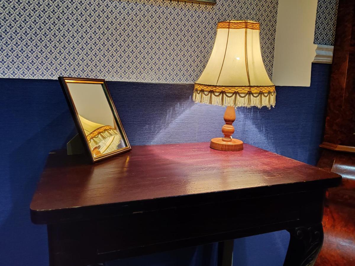 Hotel Chaplin Lwów Zewnętrze zdjęcie