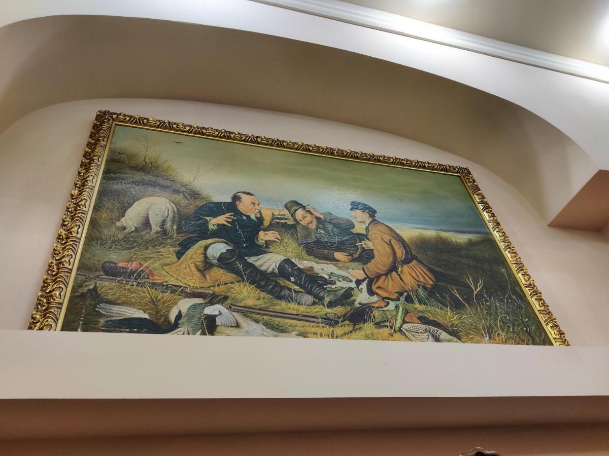 Hotel Chaplin Lwów Zewnętrze zdjęcie