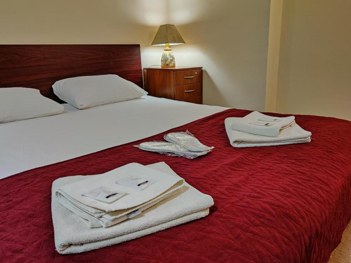 Hotel Chaplin Lwów Zewnętrze zdjęcie