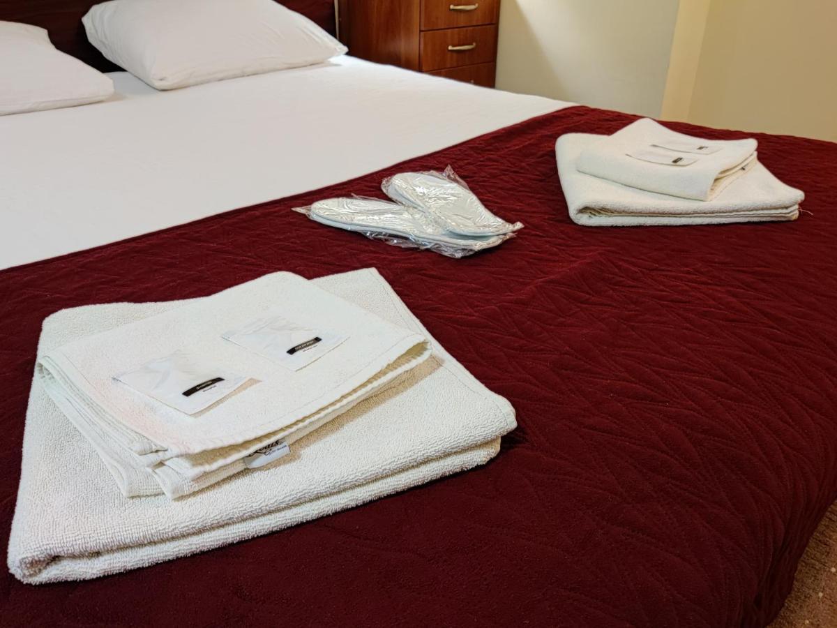 Hotel Chaplin Lwów Zewnętrze zdjęcie